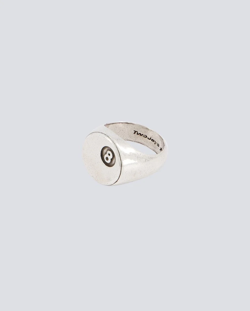 Anillo Twojeys 8 Ball Plateado Unisex - Image 3