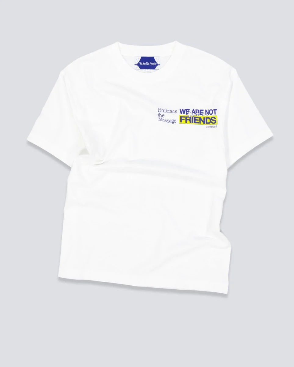 Camiseta We Are Not Friends Embrace Friends Blanco Unisex - Image 2