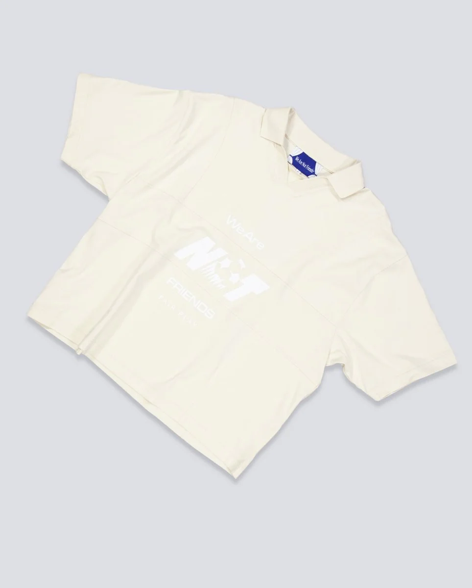 Camiseta We Are Not Friends World Play Cup Beige Unisex - Image 2