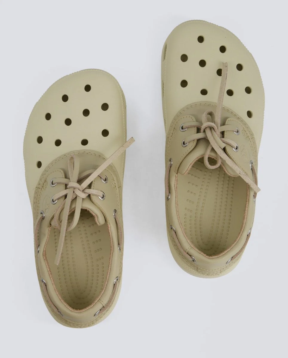 Crocs Classic Islander Beige Hombre - Image 3