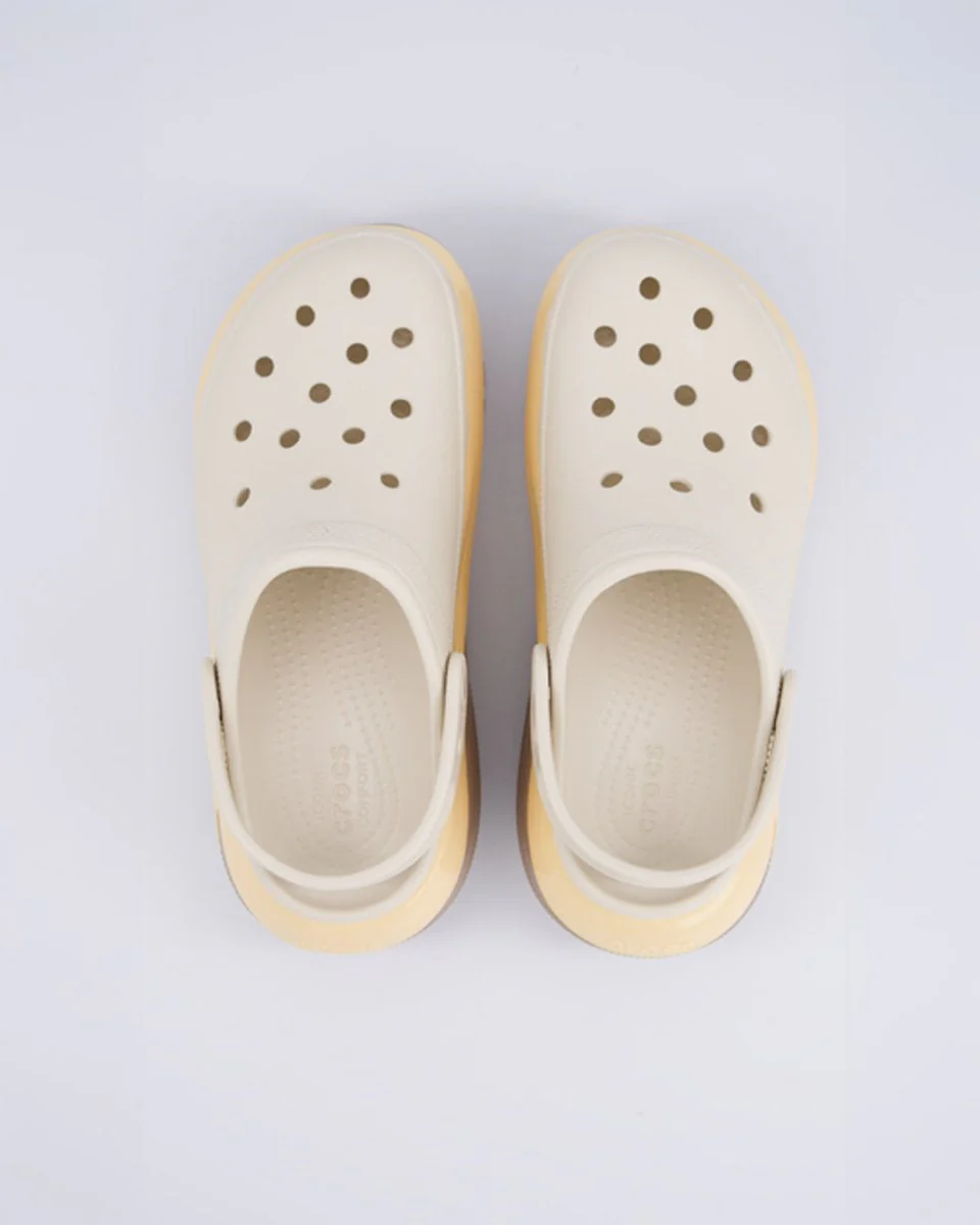 Crocs Mega Crush Almond Mujer - Image 4