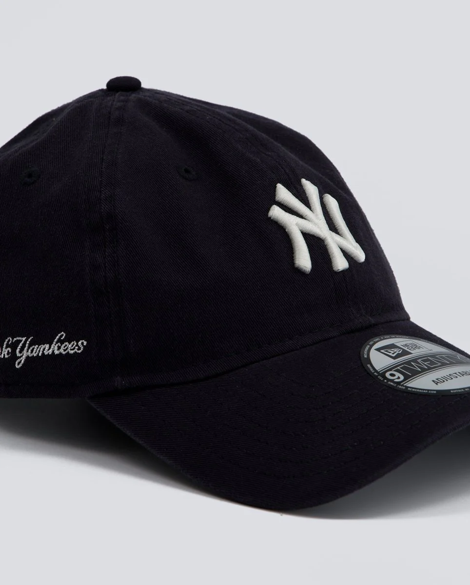 Gorra New Era Washed Script 9Twenty Gris Unisex - Image 2