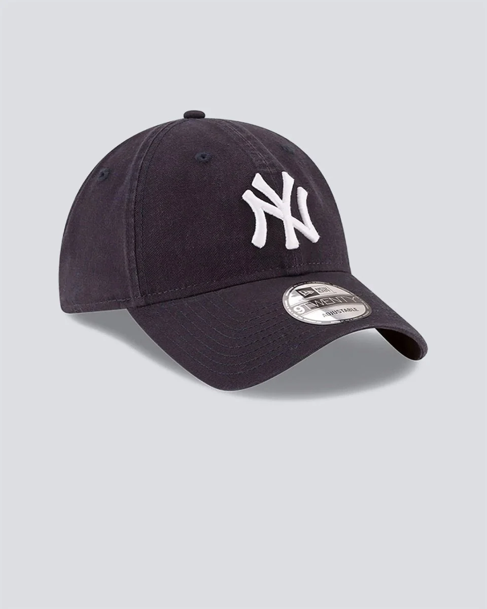 Gorra New Era Yankees Core Classic 9Twenty Negro Unisex - Image 2
