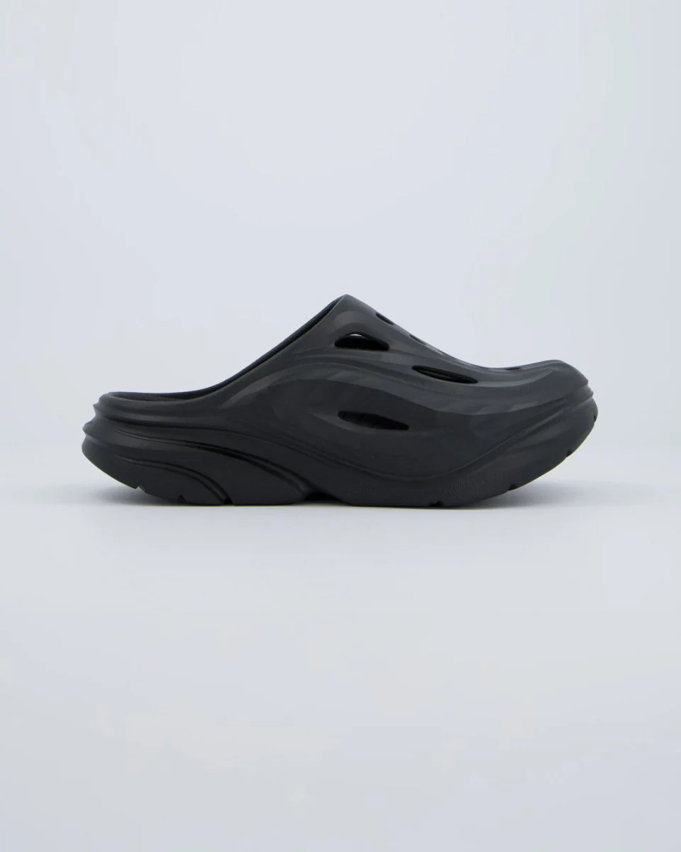 Hoka Ora Recovery Mule Negro Mujer