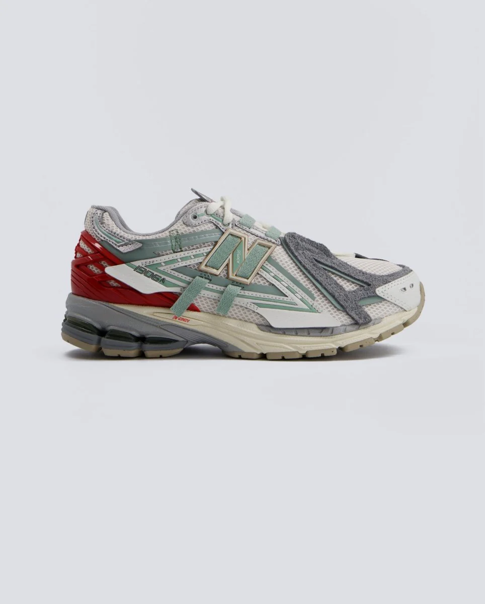 New Balance 1906AV1 Sea Salt Gris Hombre