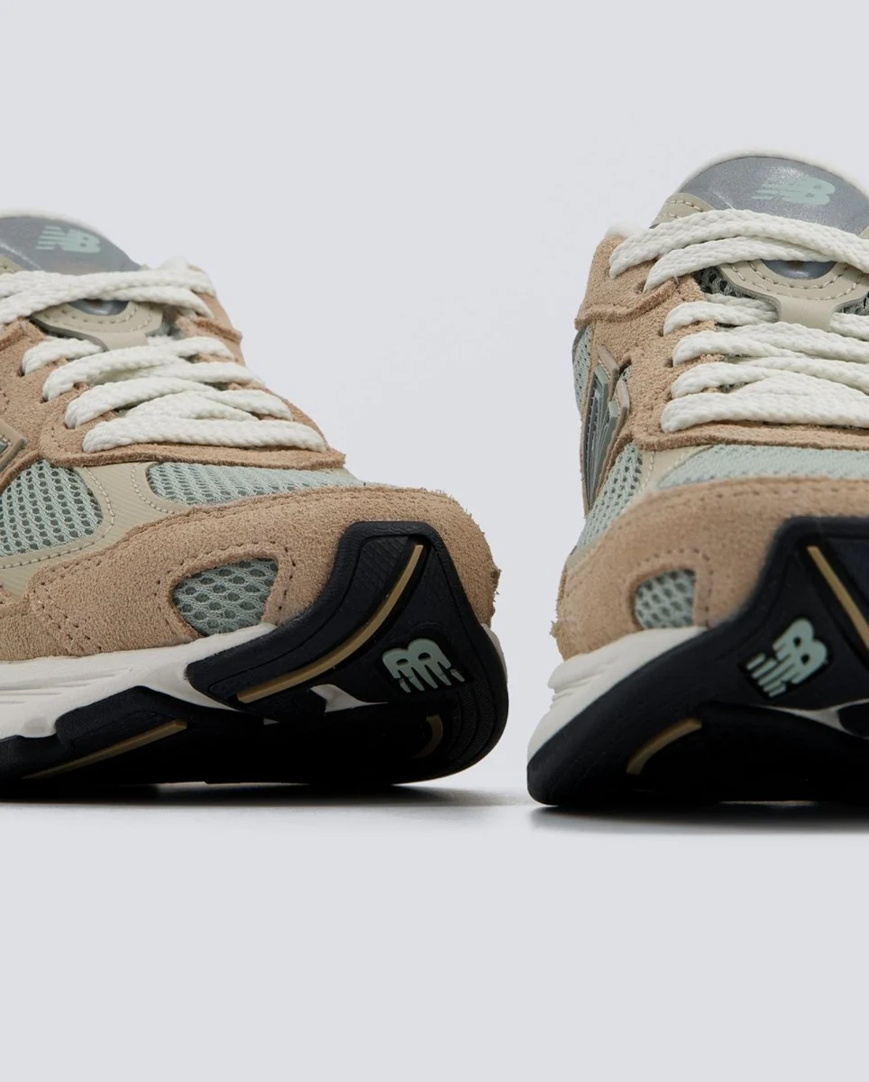 New Balance 2010 Beige Y Gris Mujer - Image 6