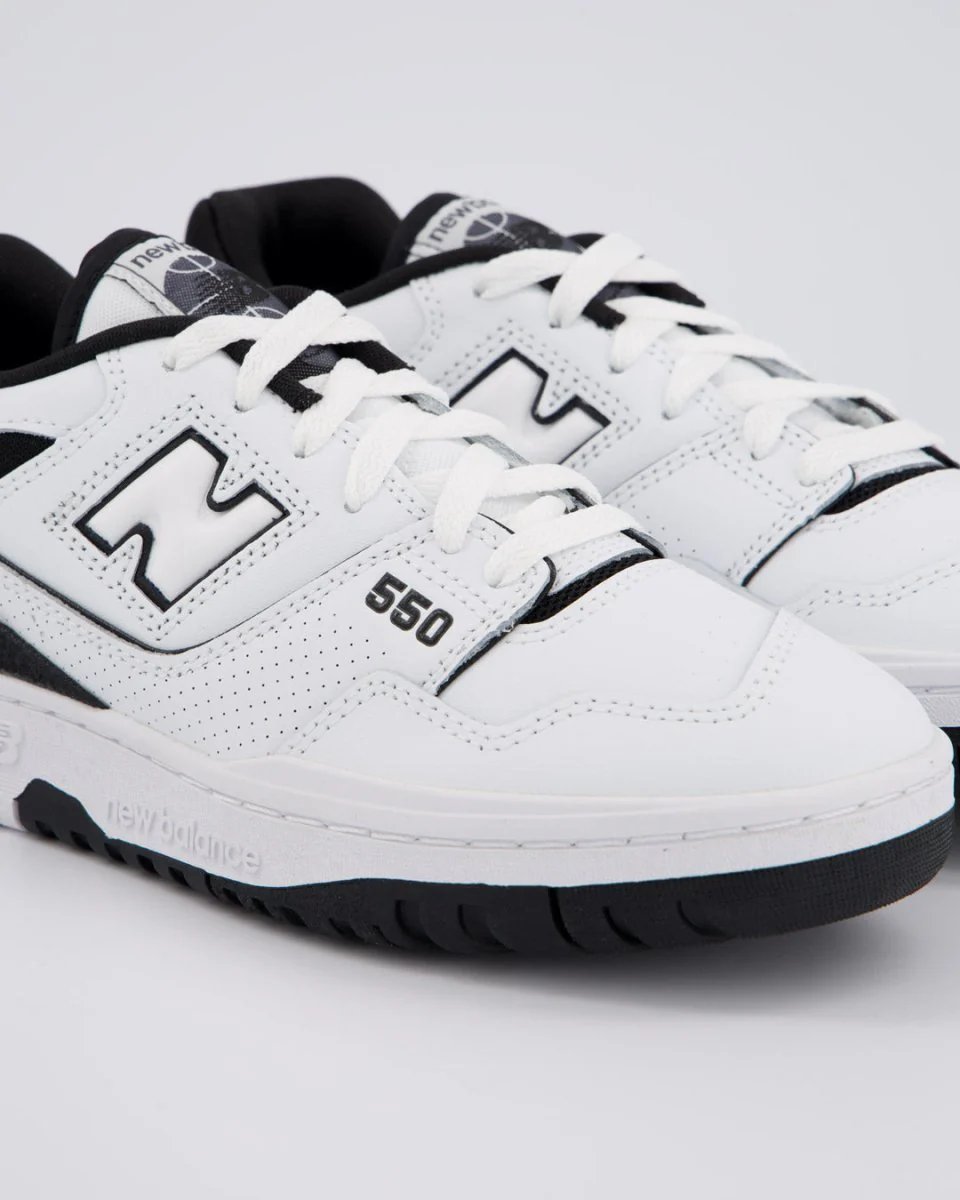 New Balance 550 Negro Y Blanco Mujer - Image 2