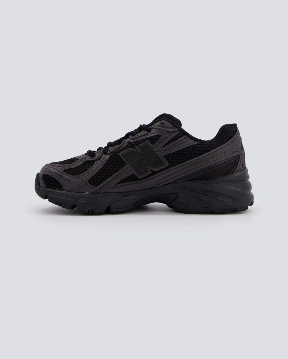 New Balance 740 Negro Mujer - Image 4