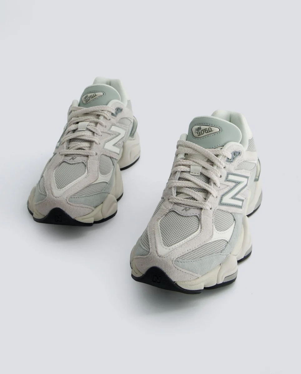 New Balance 9060 Gris Y Beige Mujer - Image 6