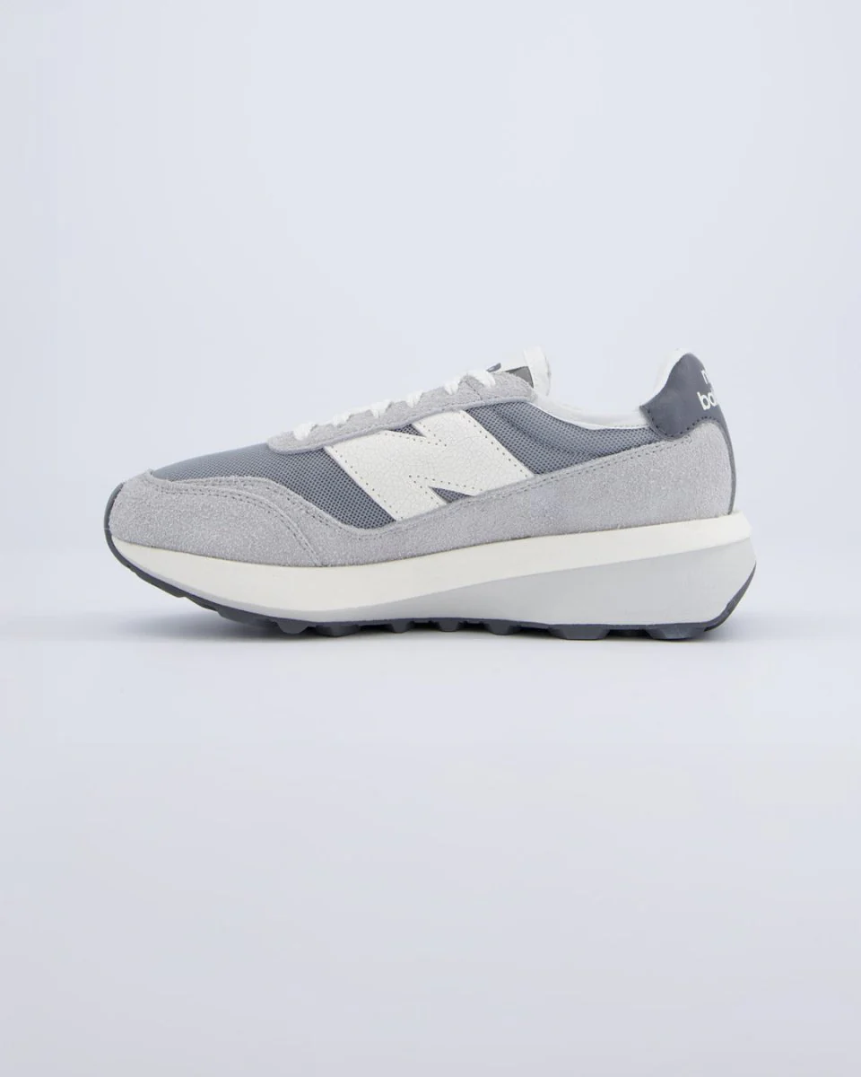 New Balance U370AH Gris Claro Mujer - Image 3