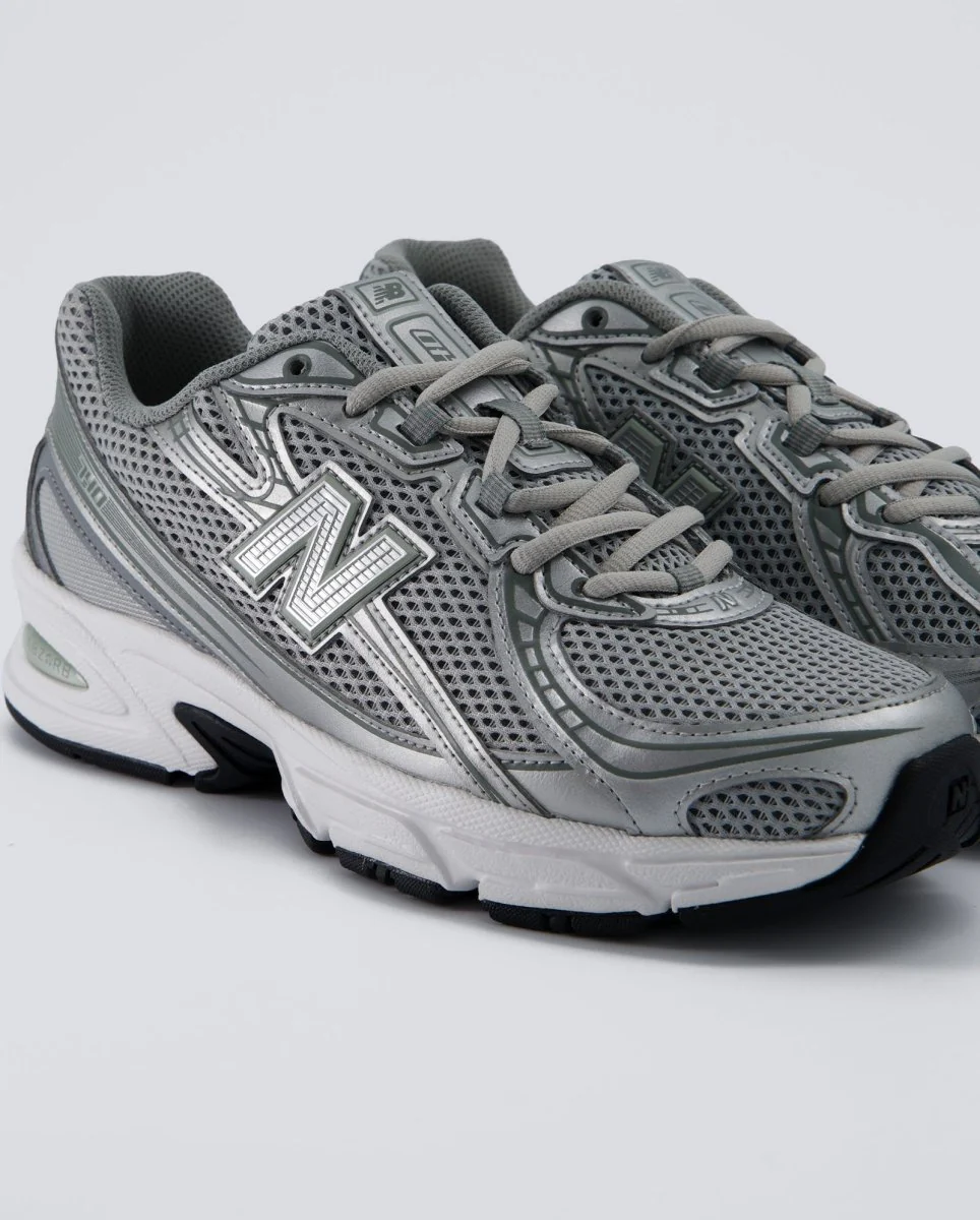 New Balance 740 Plateado Mujer - Image 3