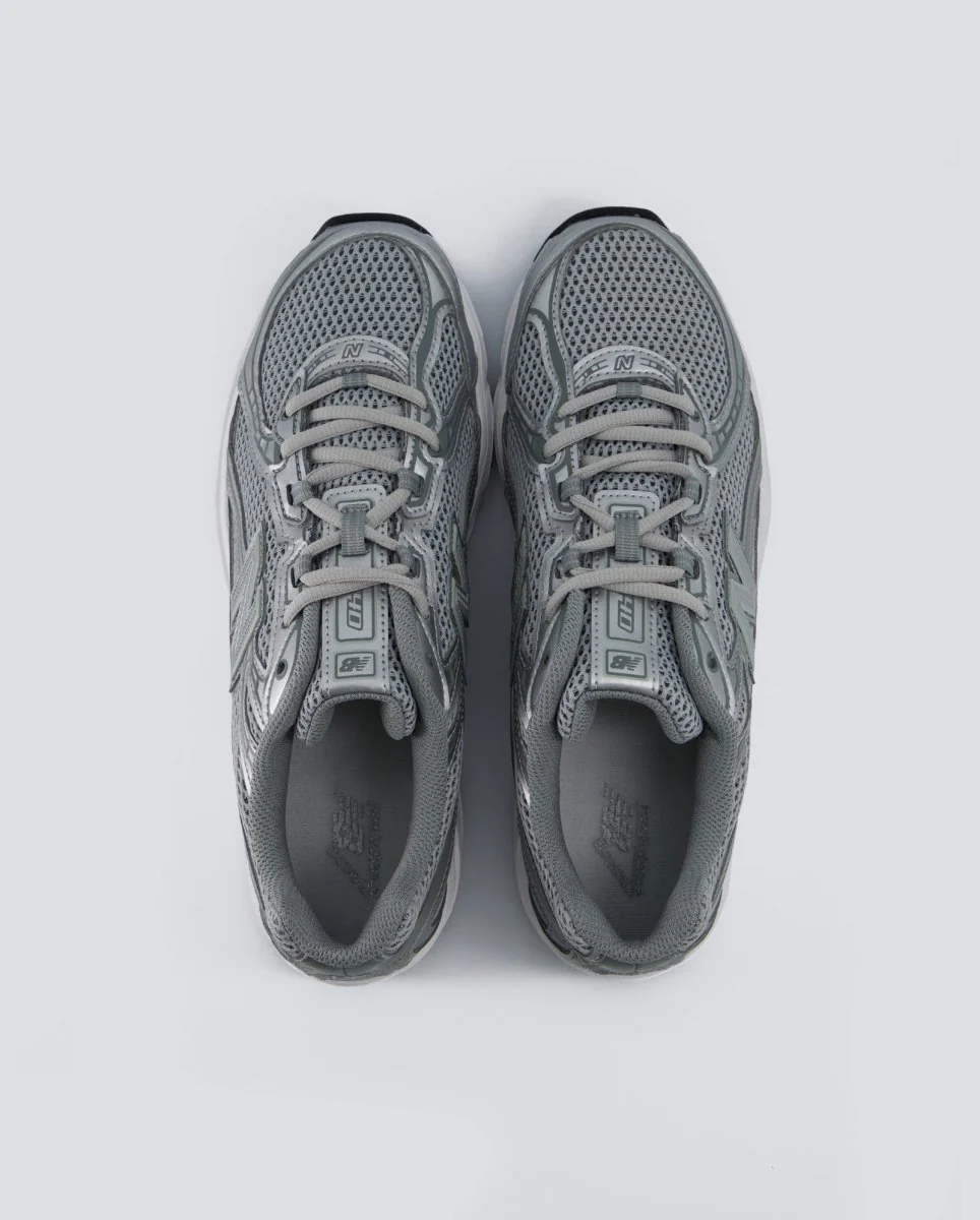 New Balance 740 Plateado Mujer - Image 4