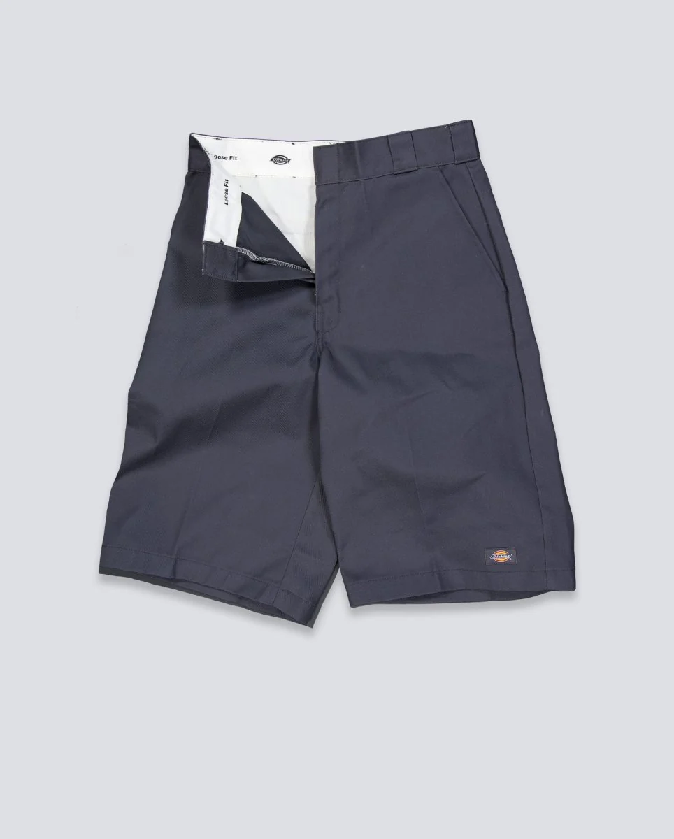 Pantalón Corto Dickies 13 Inch Multi Pocket Gris Unisex - Image 3